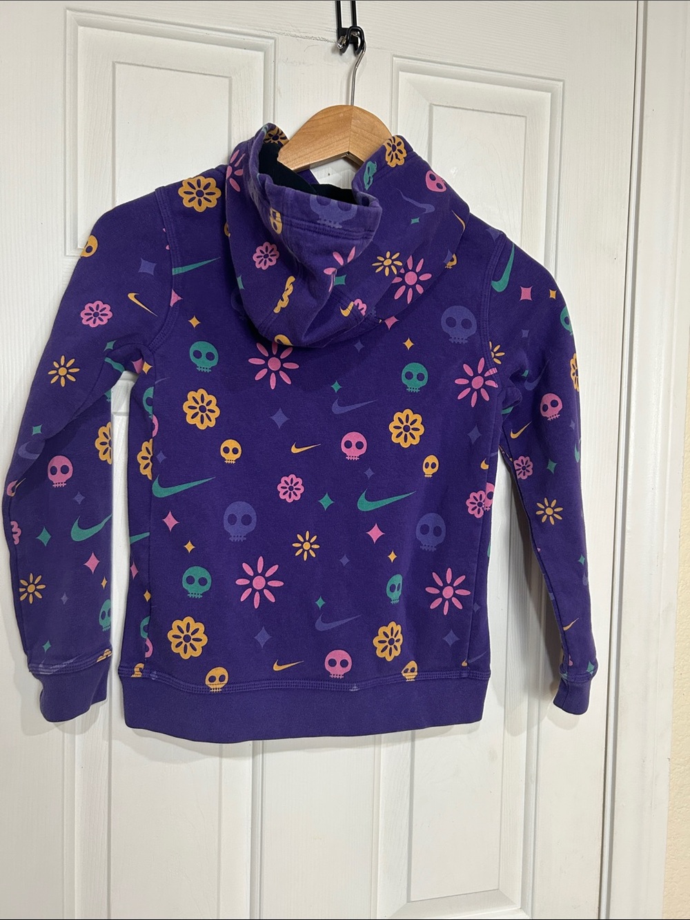 Nike Youth Kids Purple Sugar Skull Floral All-Over Print Hoodie Small S - Picture 6 of 6